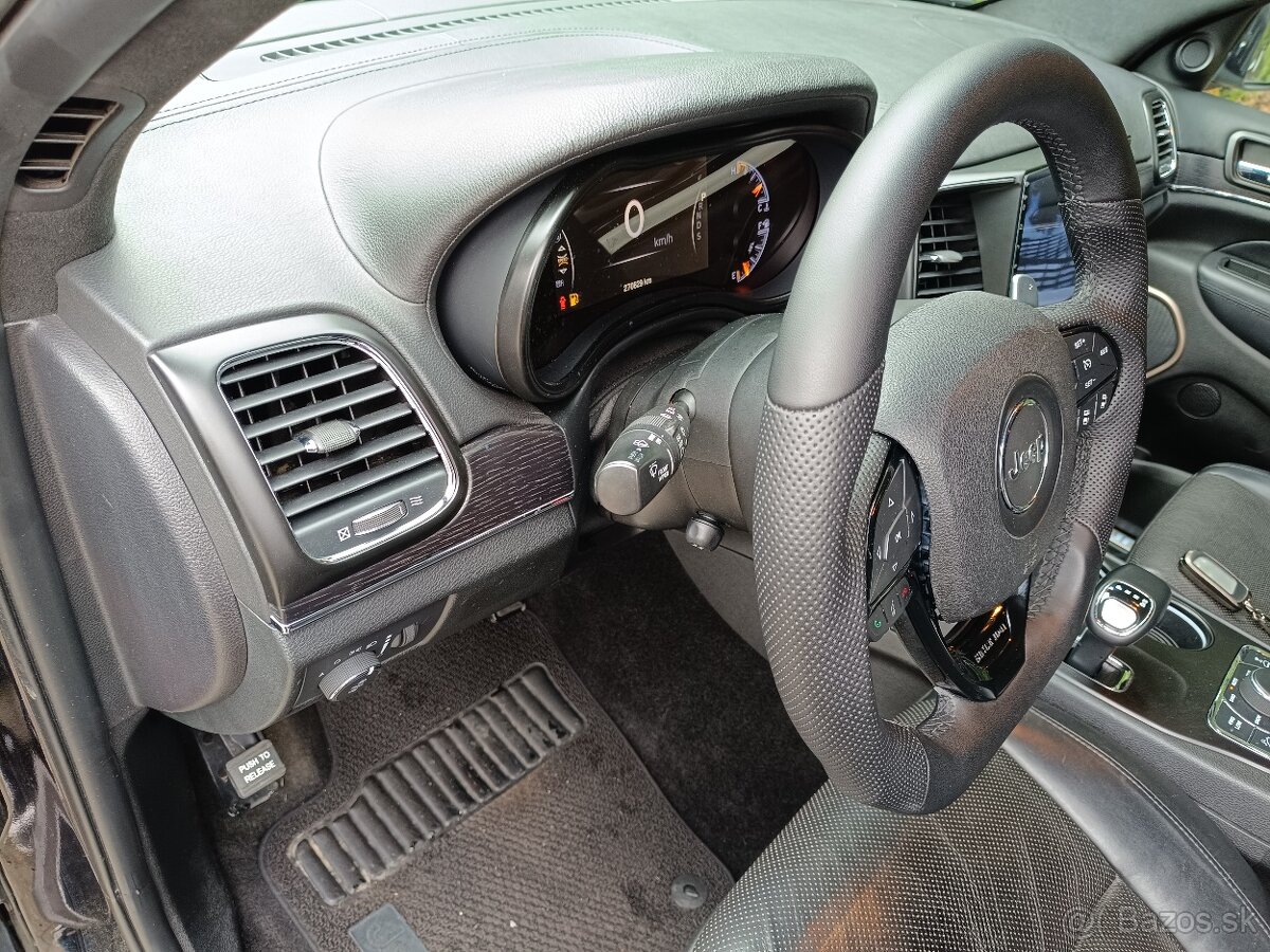 Jeep Grand Cherokee - 11