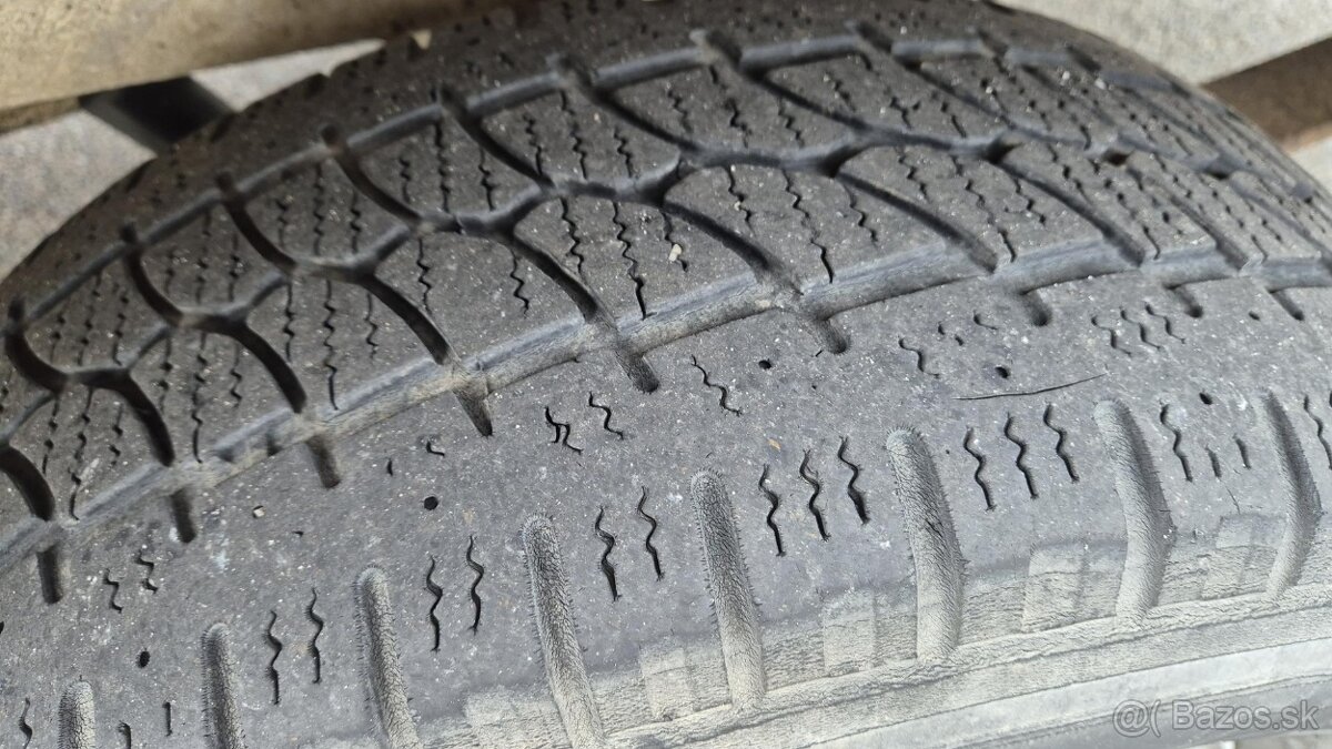 Prodám VOLKSWAGEN CRAFTER 2,0 TDi 100 kW skříňový - 11