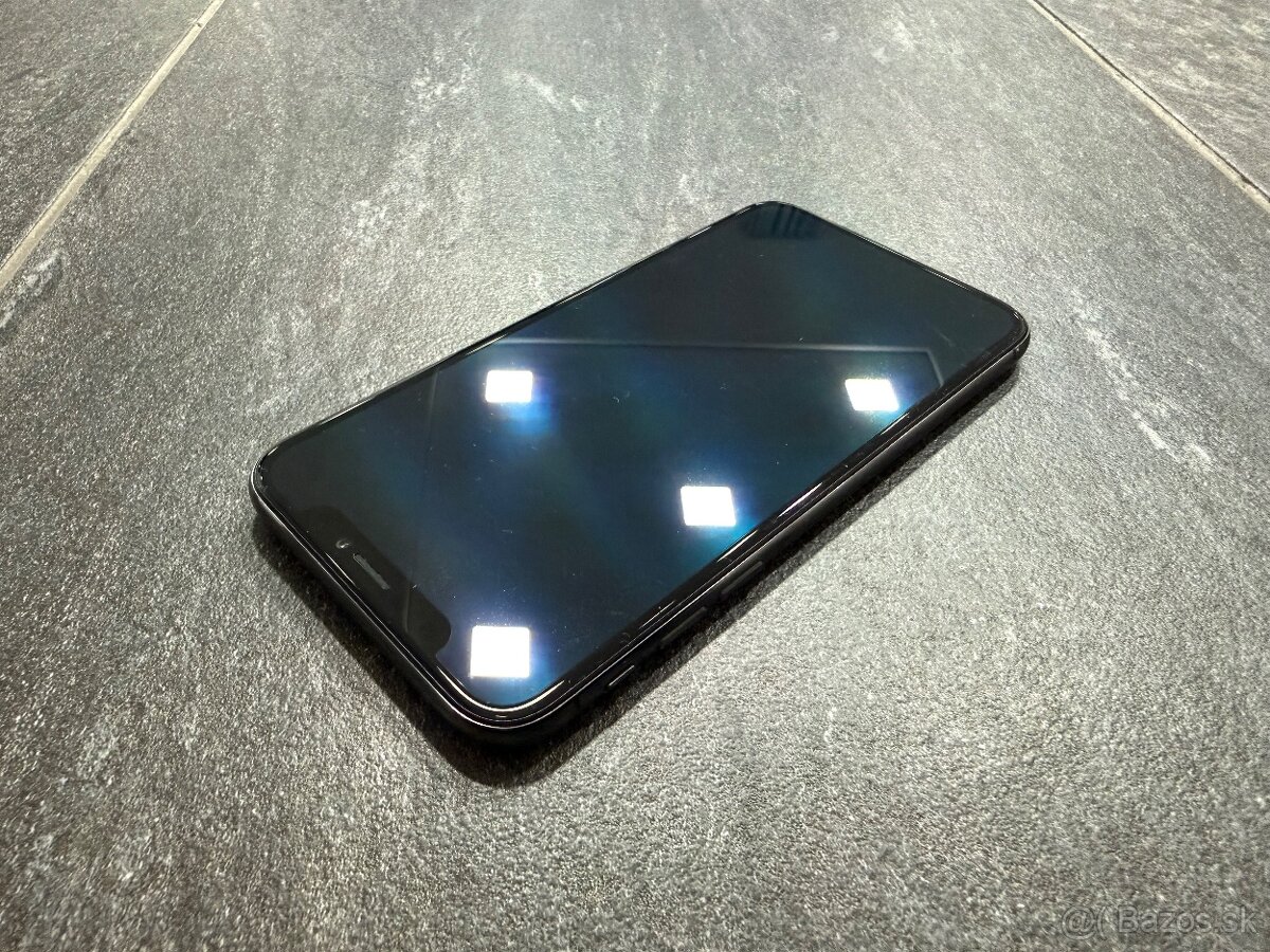 Apple iPhone X 64 GB Space Gray. - 11