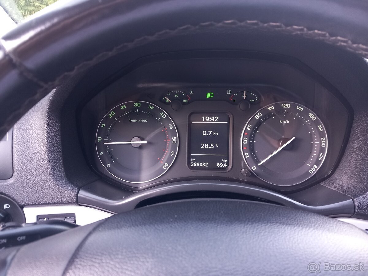 Škoda Octavia II combi - 11