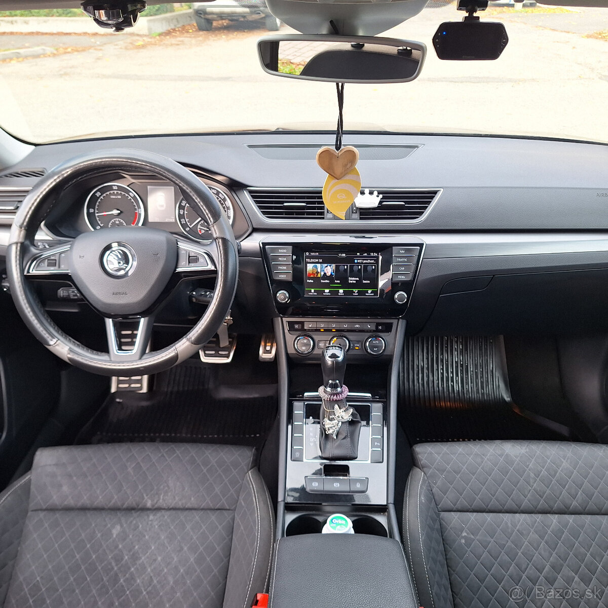 Škoda Superb Combi 2.0 TDI Sportline DSG - AJ NA SPLÁTKY - 11