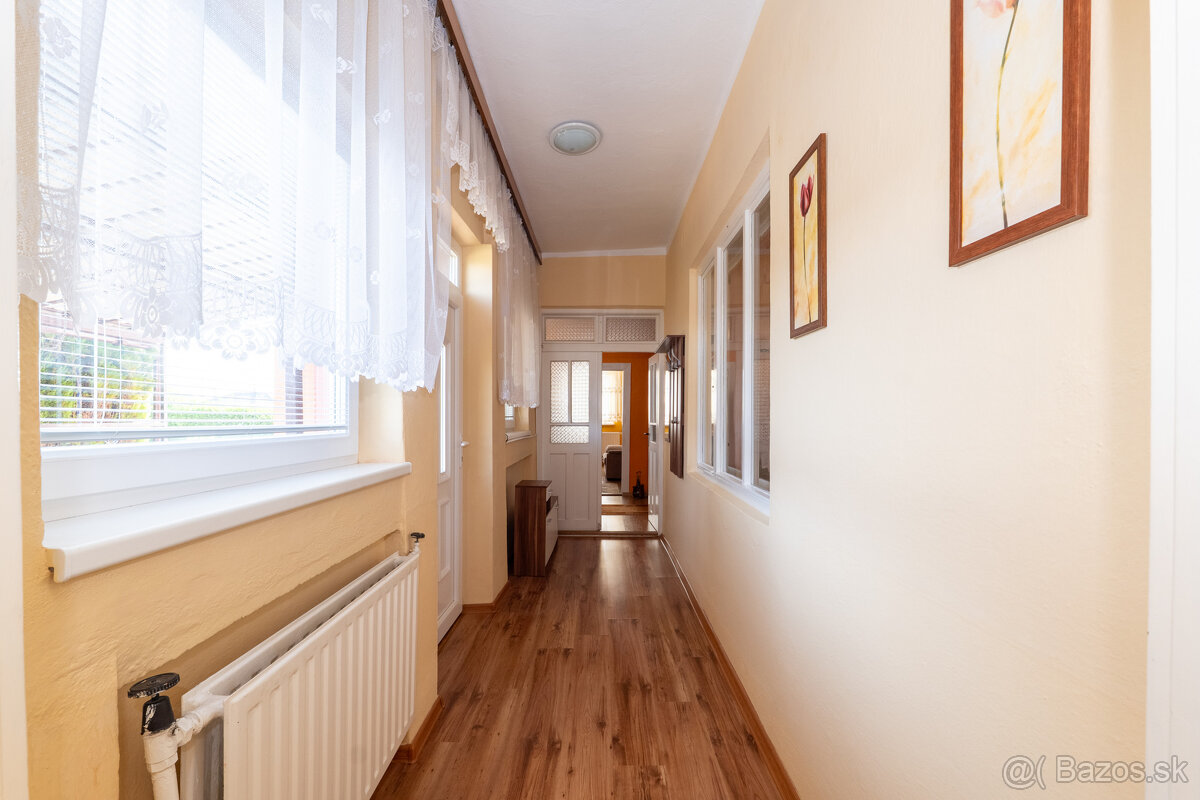 Rodinný dom s veľkým pozemkom | 2 064 m² | Komárovce - 11