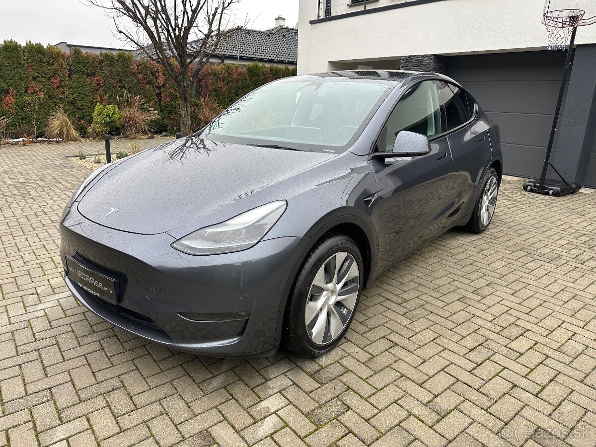 Tesla Model Y Long Range 4x4 - 11