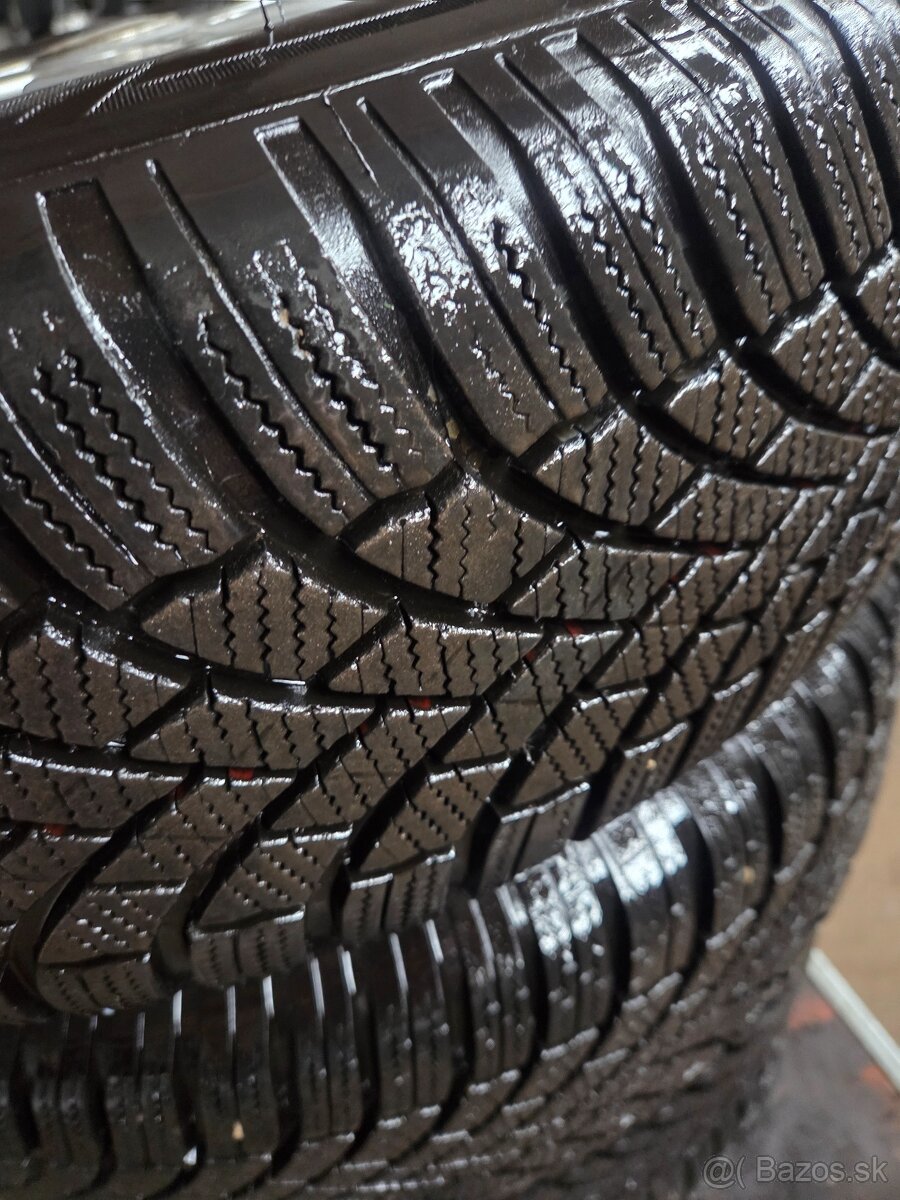 Elektrony originál ceed 195/65 R15, pneumatiky zimné DO 1524 - 11