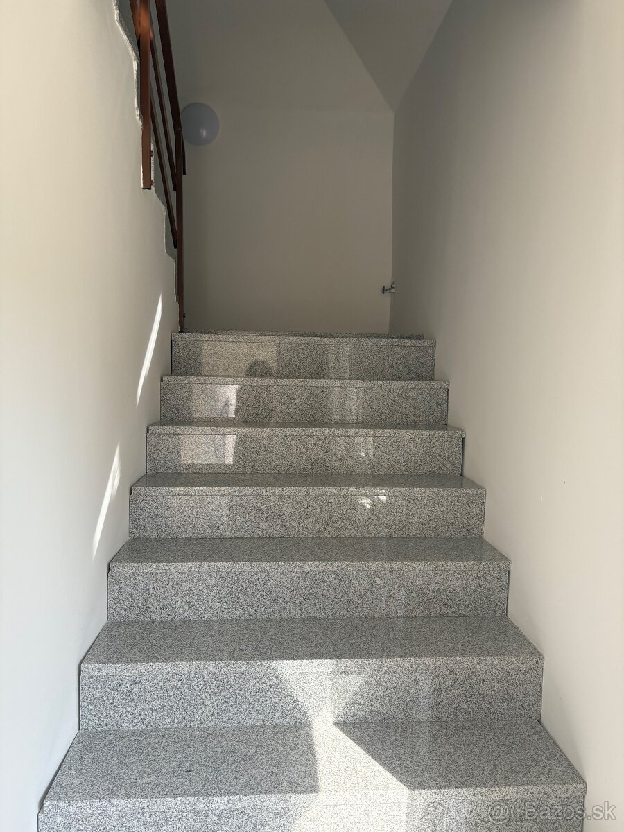 RK Diamant - prenájom polyfunkčnej budovy - 11