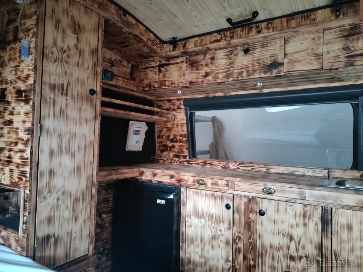 Predám karavan Niewiadow 126p- ZĽAVA do 30.3 - 11