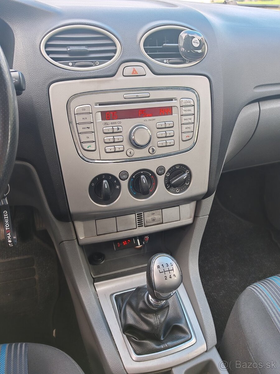 Ford Focus Combi 2.0 TDCi - 11