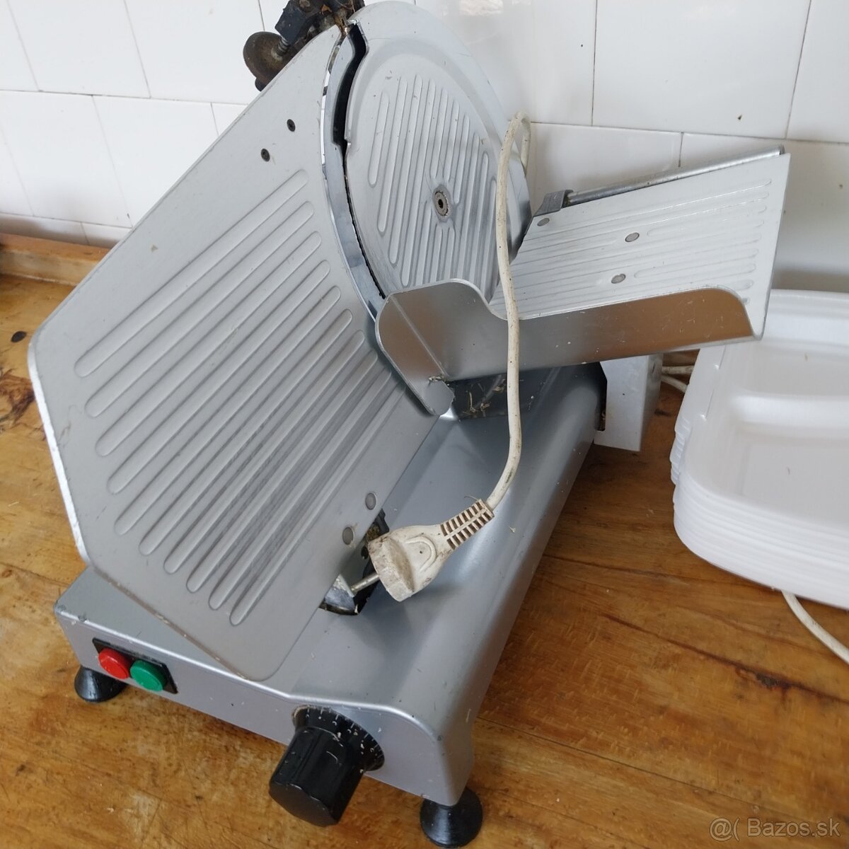 Rozpredam zariadenie kuchyne, reštauracie , ubytovne - 11