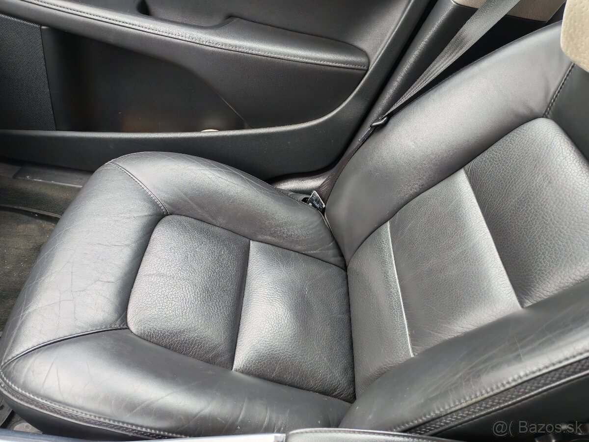 Volvo XC 70 Combi 4x4 - 11