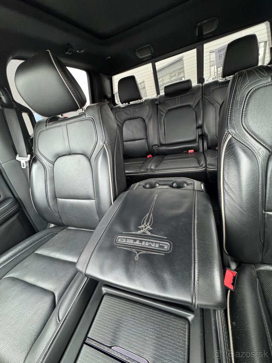 Dodge Ram, LIMITED, 2022 Black Edition - 11