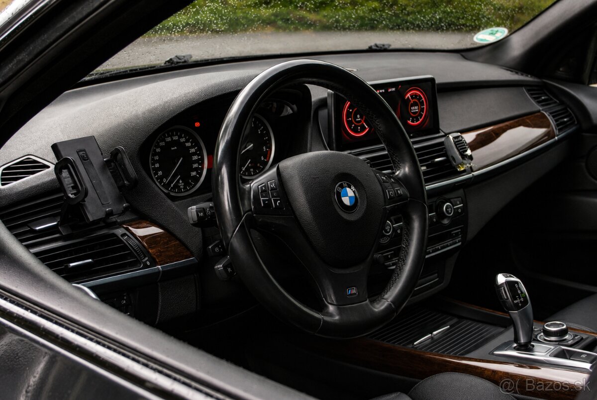 BMW X5 3.0 xDrive 35d - 11