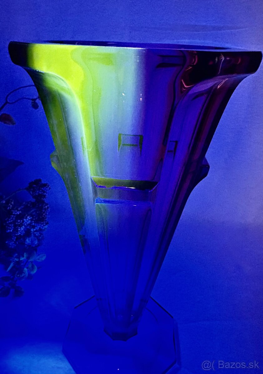 Fialová uranova vaza ART Deco top stav - 11