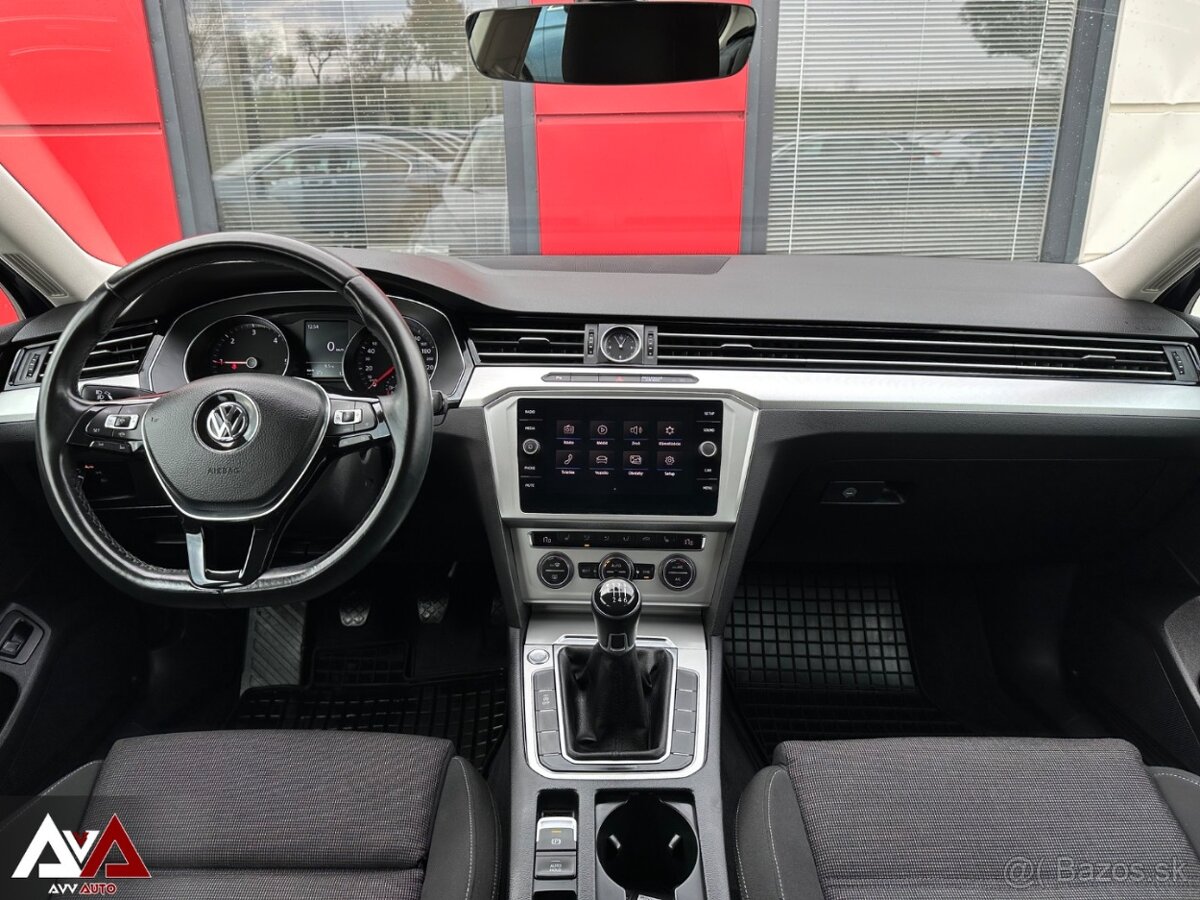 Volkswagen Passat 2.0 TDI Comfortline, Pôvodný lak, SR - 11