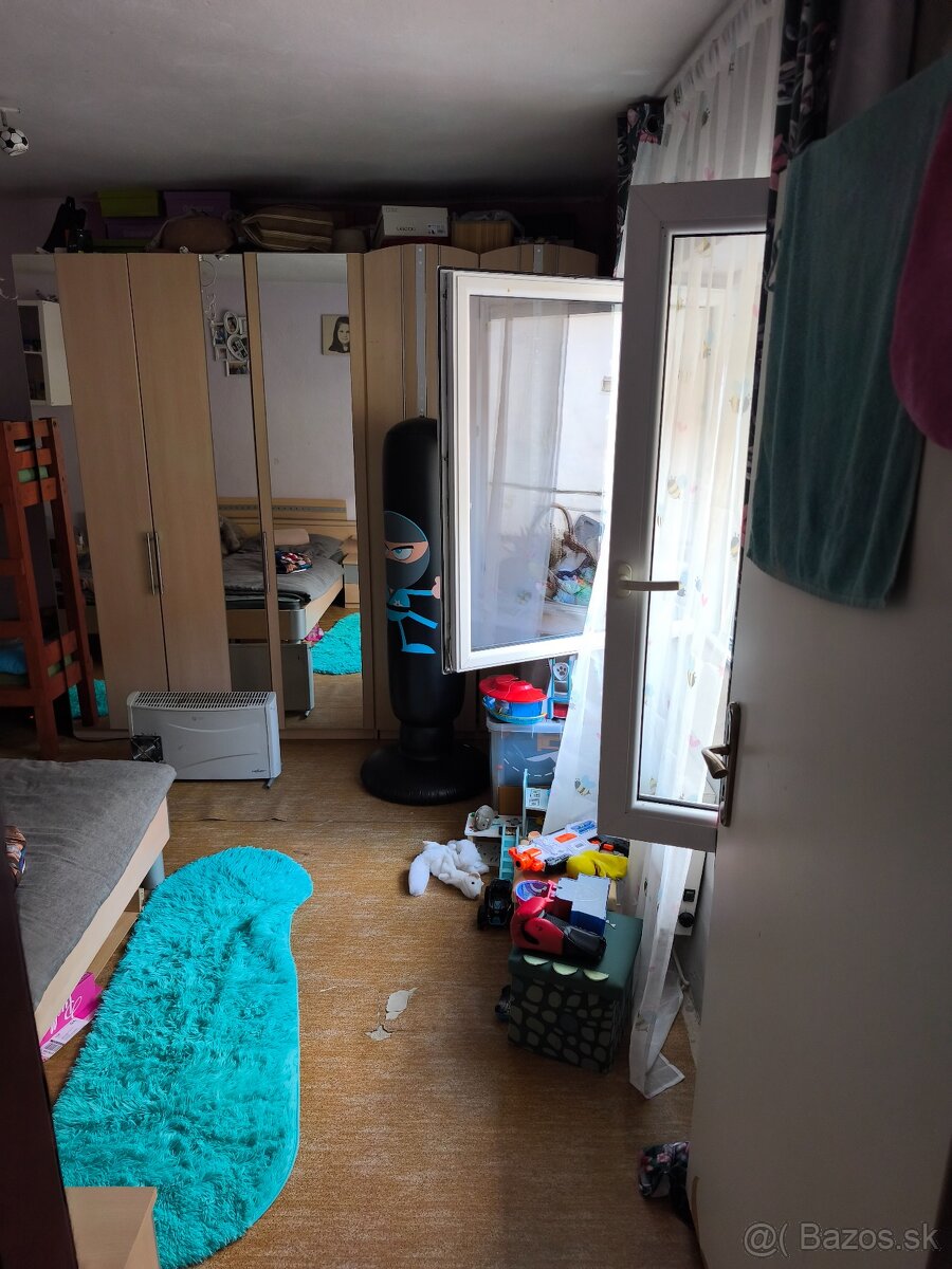 Predám rodinný dom na Budči - 11