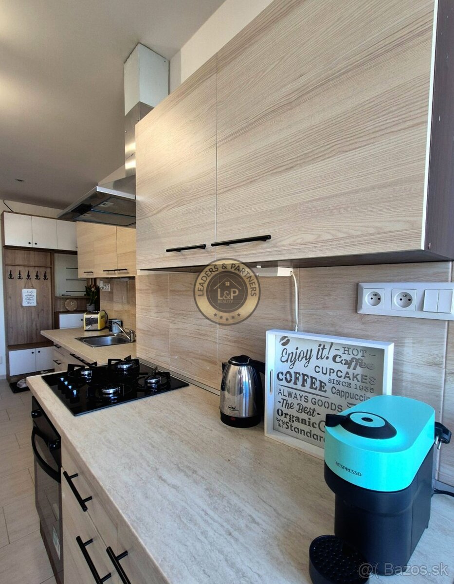 Moderný byt pri Auparku, 2 balkóny, centrum - 11