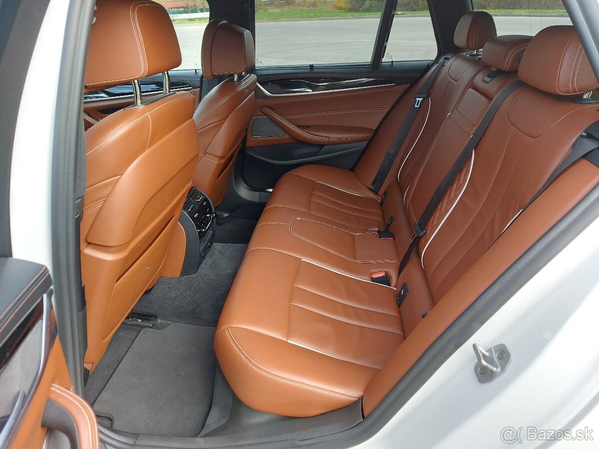 BMW Rad 5 Touring 540i xDrive G31 (340k) - M Paket, Adaptive - 11