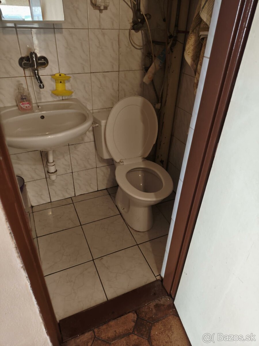 Rekreačná chata v prírode - 11