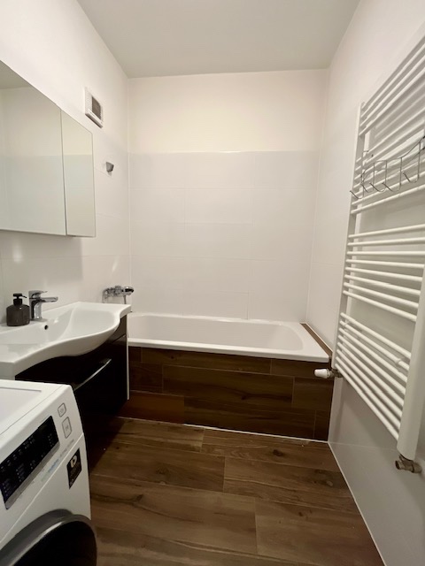 3.izb.byt 112 m2, s terasou o veľkosti 50m2 a garážou - 11