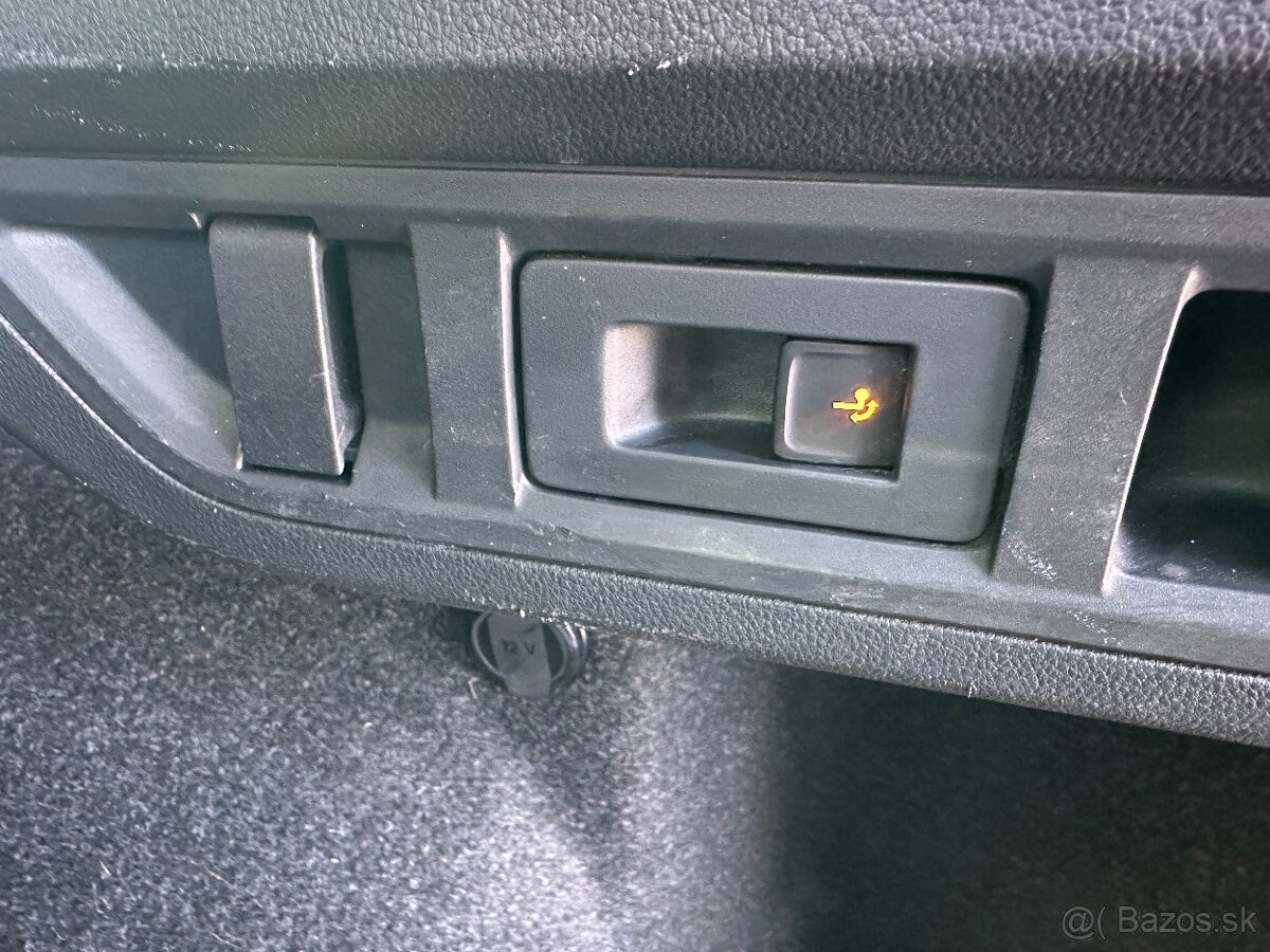 Skoda octavia 4 combi-2.0Tdi-DSG-RV:2020-VIRTUAL- - 11