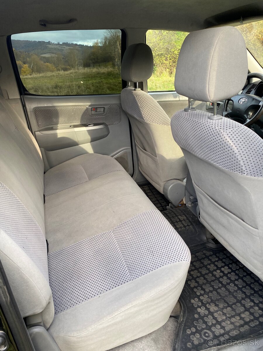 Toyota hilux 2.5 88kw - 11