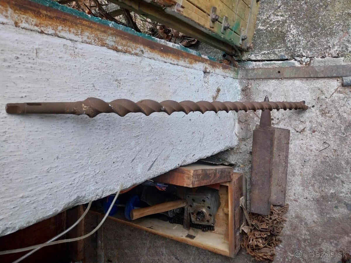 Vypratavame dom po starých rodičoch - 11