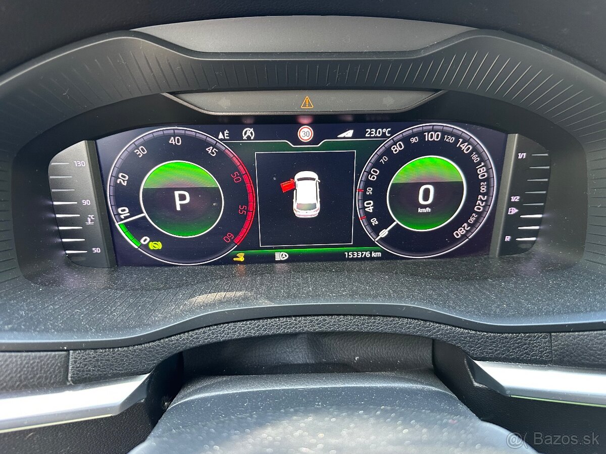 SKODA KARQK 2019 4x4 - 11