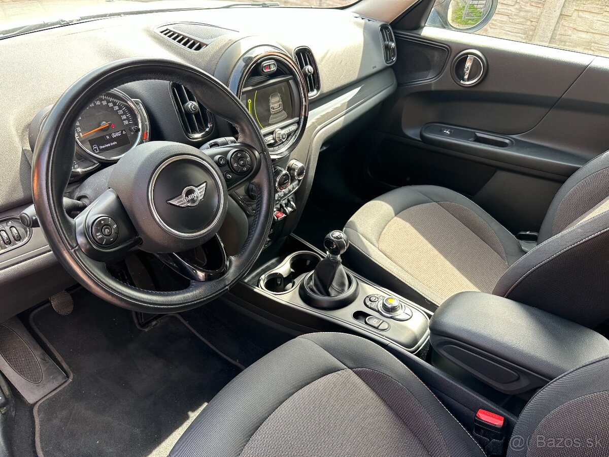 2017 Mini Countryman - 11