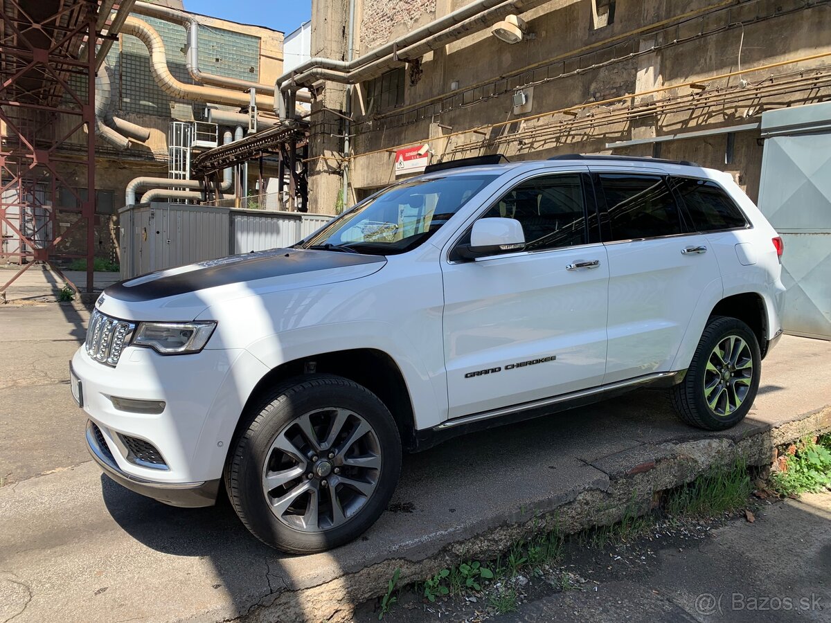 Jeep Grand Cherokee 3.0 crdi - 11