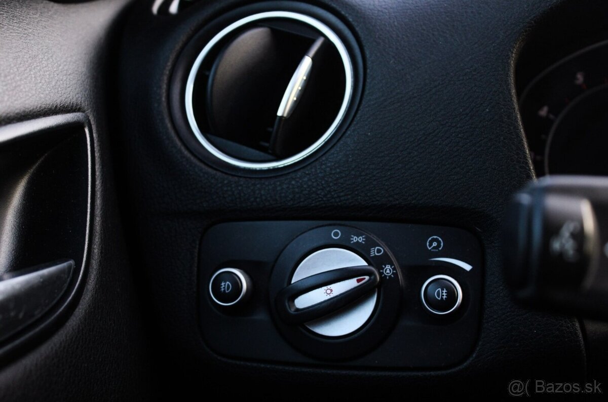 Ford Mondeo Combi 2.2 TDCi DPF Titanium - 11