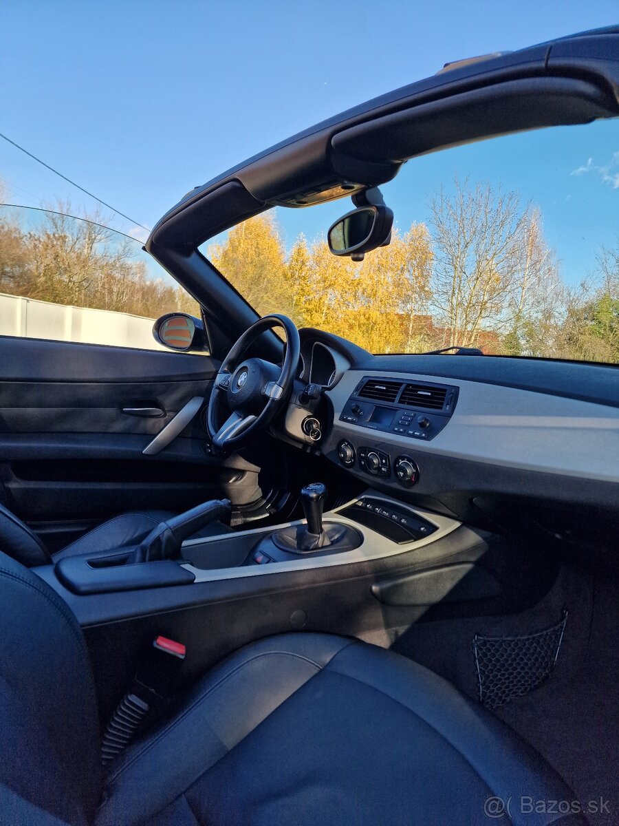 BMW Z4 2.2 - 11