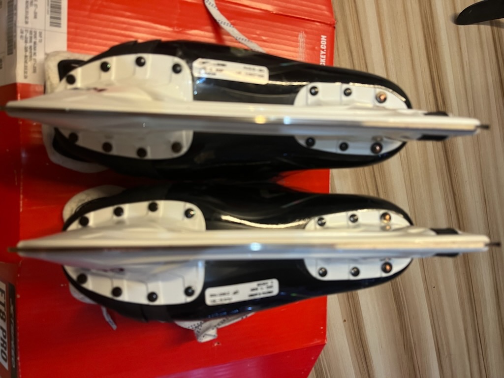 🔥 Hokejové korčule CCM JETSPEED FT8 PRO – CUSTOM 🔥 - 11