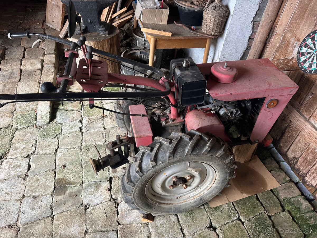 Malotraktor domácej výroby +vyklápacia vlečka - 11