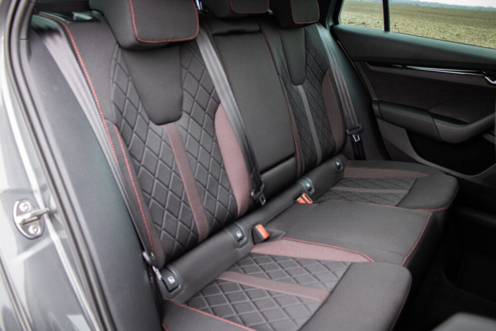 Škoda Octavia Combi RS 2.0 TDI - 11