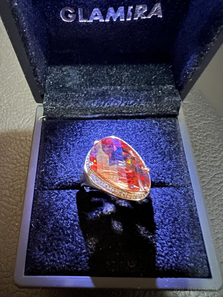 Zlatý dámsky prsteň a prstene - 11