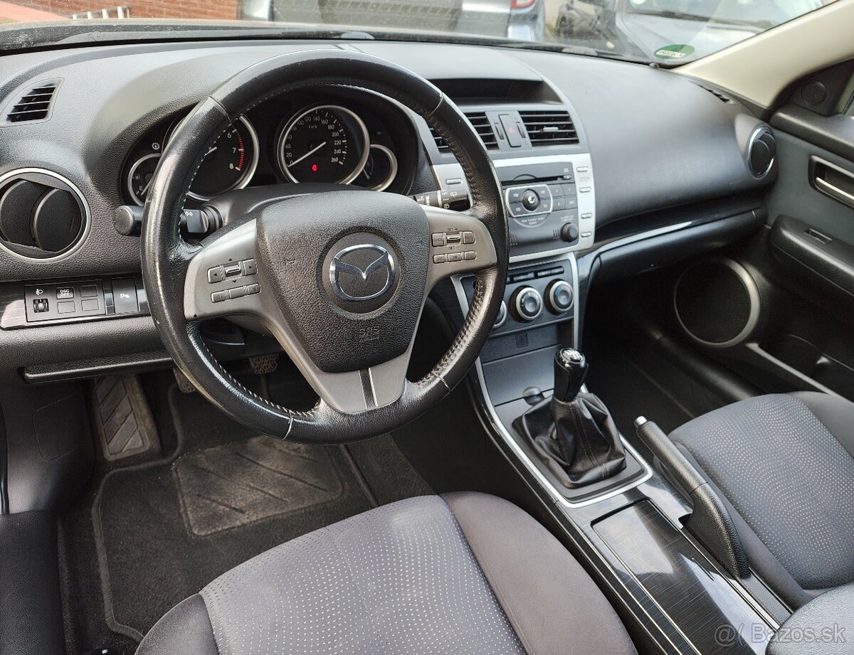 •MAZDA 6 2.0i Wagon, 108 kW, benzín, 6-st. manuál, rok 2009• - 11