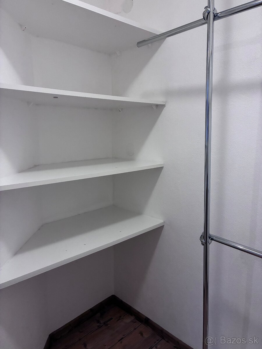 Prenajmem 2-izbovy velmi prijemny byt s krbom - 11