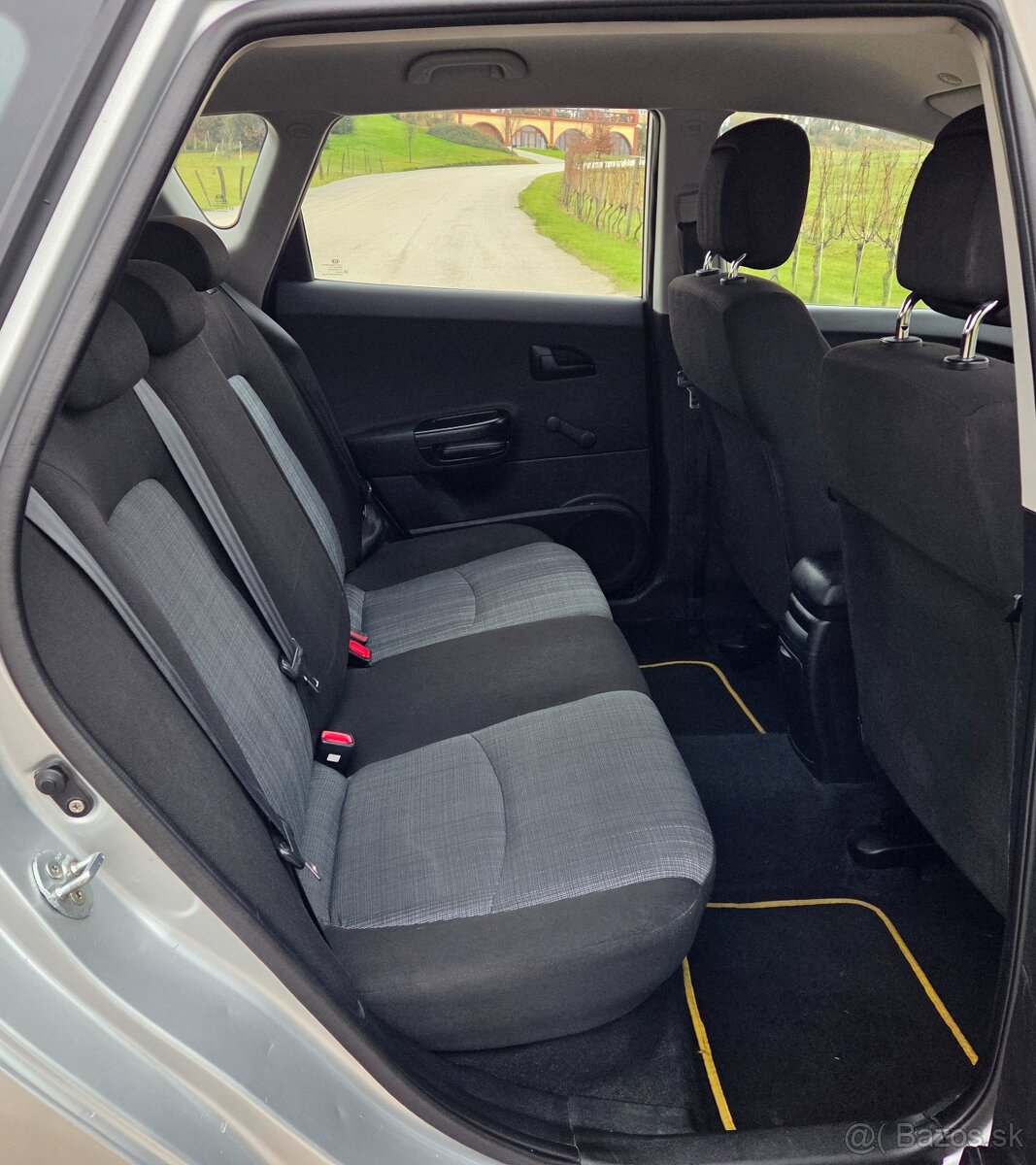 Kia Ceed 1.4 16V 66KW/90PS R.V.03/2012 - 11