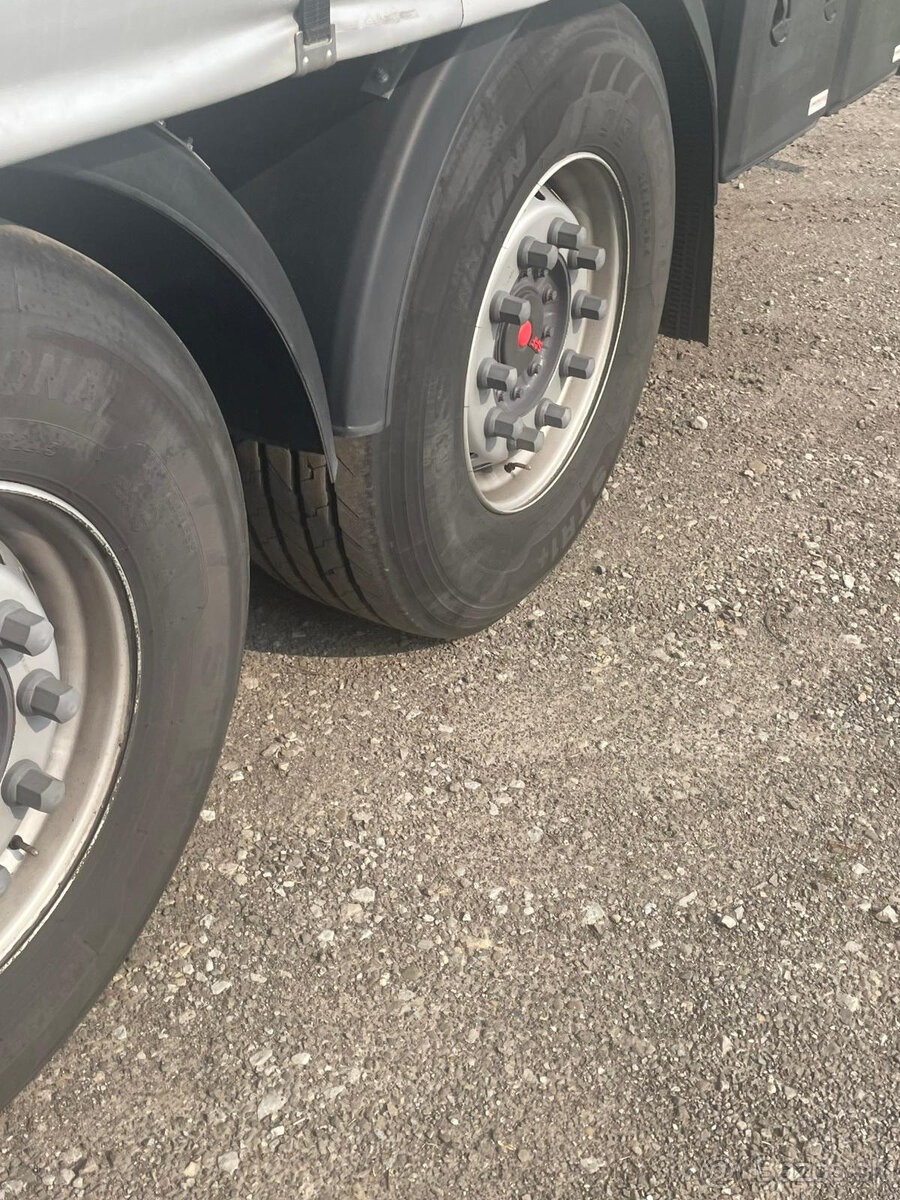 Plachtovy náves Schwarzmüller - 11