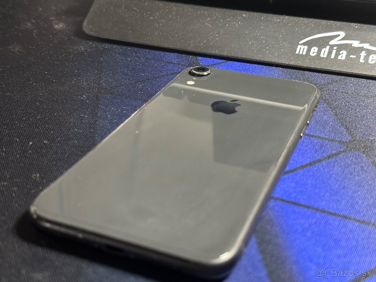 iPhone XR 64GB čierny – plne funkčný - 11