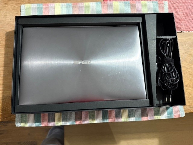 Notebook/Ultrabook Asus ZenBook UX21E - 11