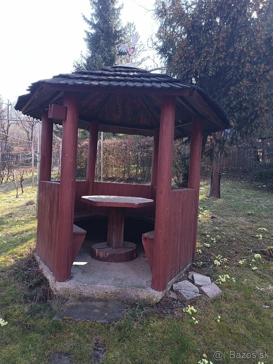 Chata u přehrady Zvolen- celoroční bydlení po rekonstrukci - 11