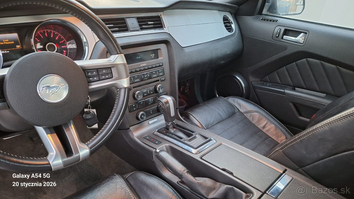 FORD MUSTANG 3.7 PREMIUM 2014 - 11