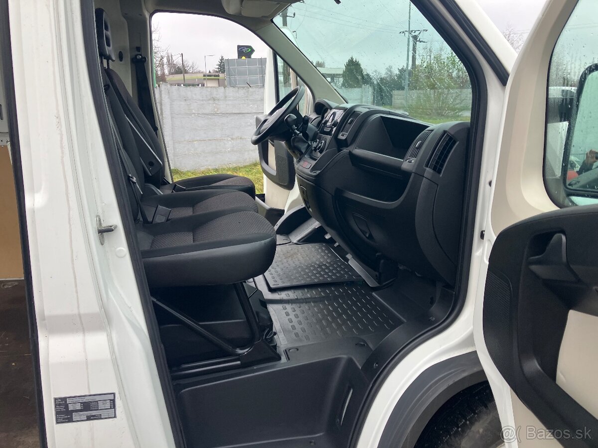 Citroën Jumper 2.0 BlueHDi 130 35+ L4H3 - 11