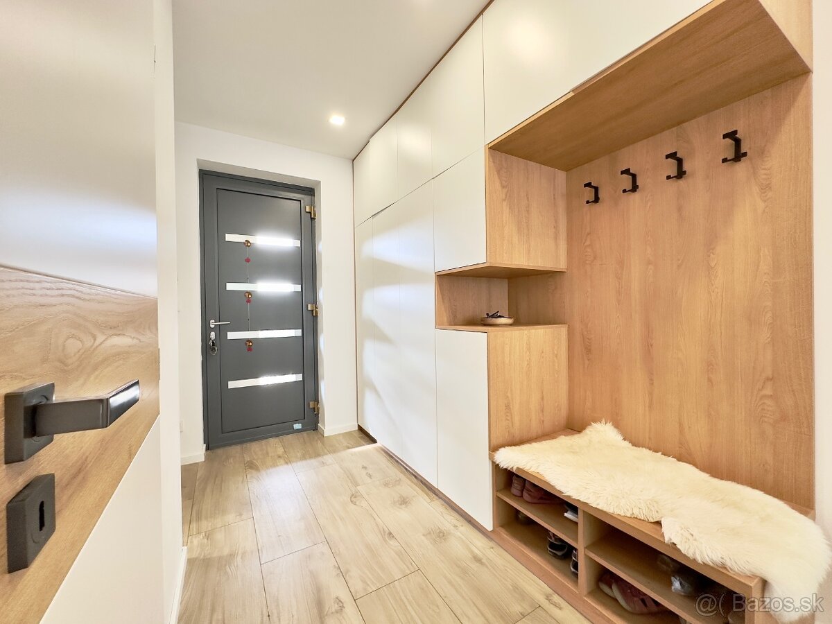 Exkluzívny rodinný dom – Kvetoslavov - 11