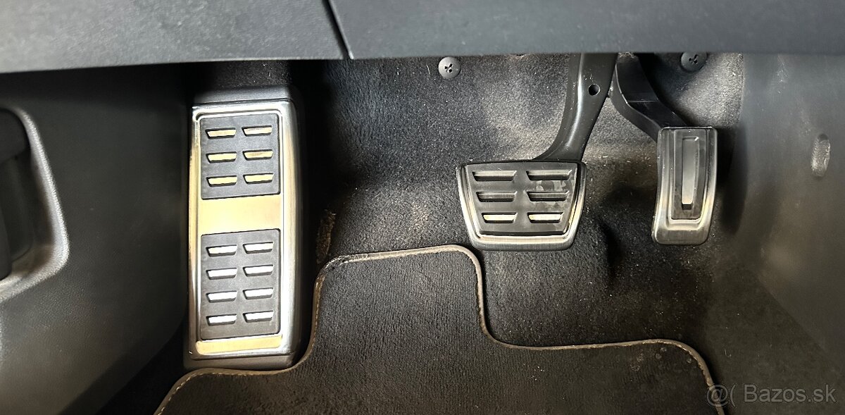 Volkswagen Golf 8 2.0 DSG aut, TDi LIFE r.v. 03/2022 - 11