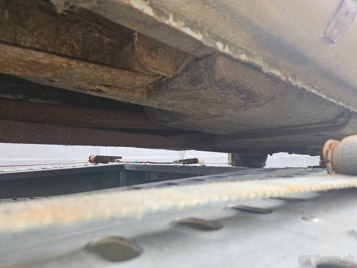 Ford Mustang V8 Cabriolet - 11