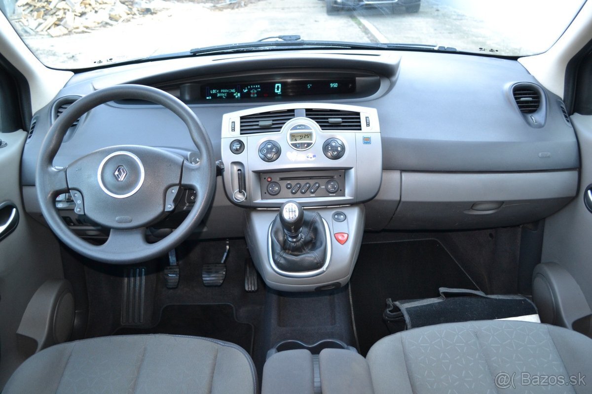 Renault Mégane Scénic 1.5 Dci - 11