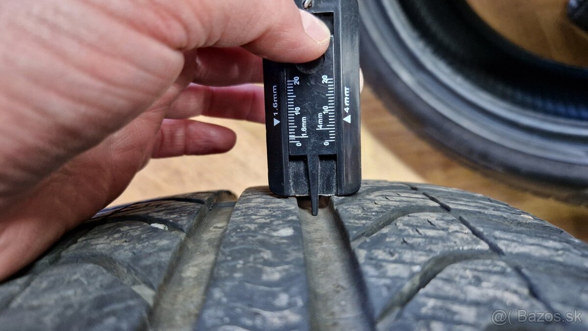 Predám celoročné pneu - 11