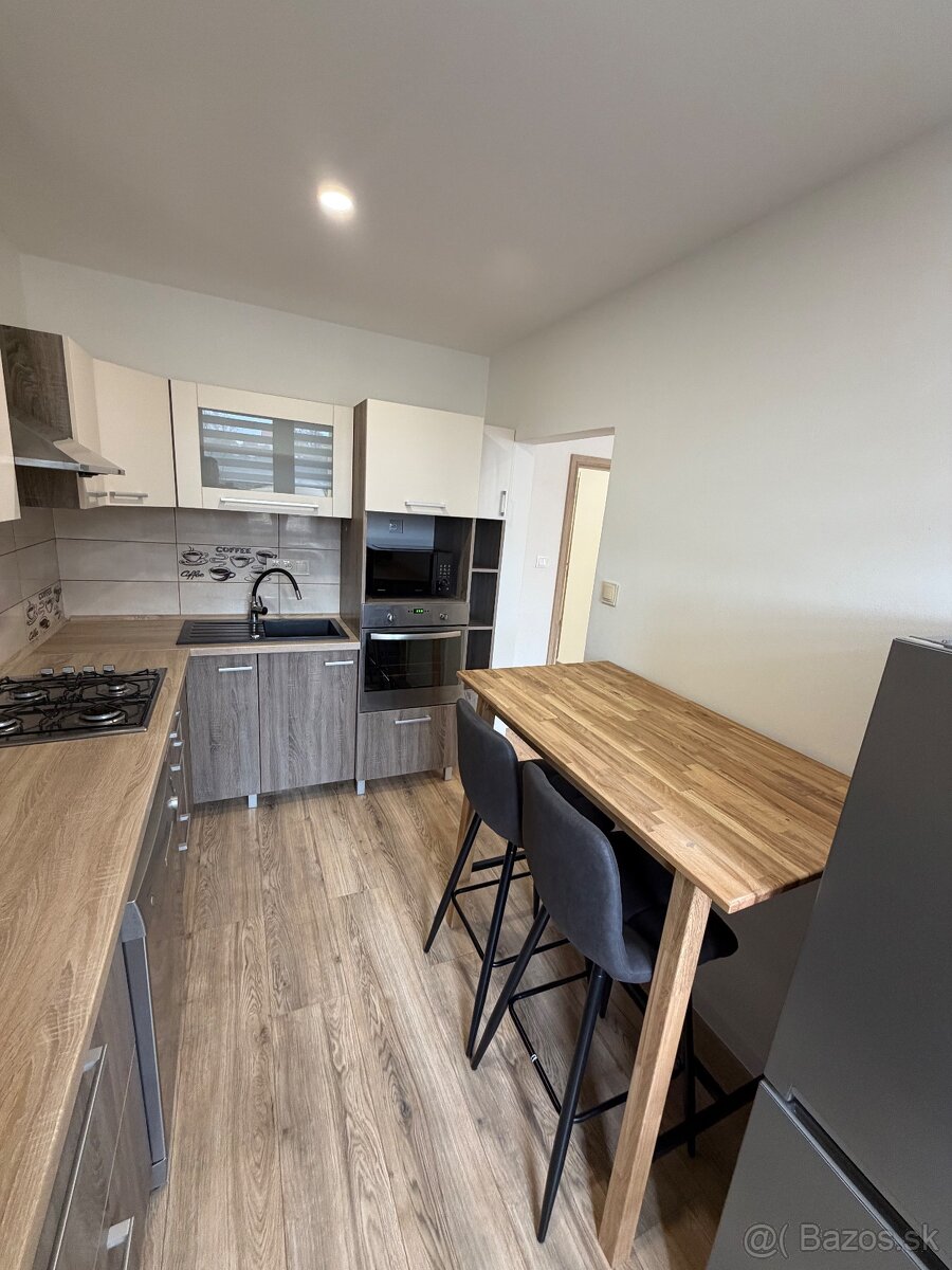 Prenájom 3 -izbového bytu, Levoča - 11