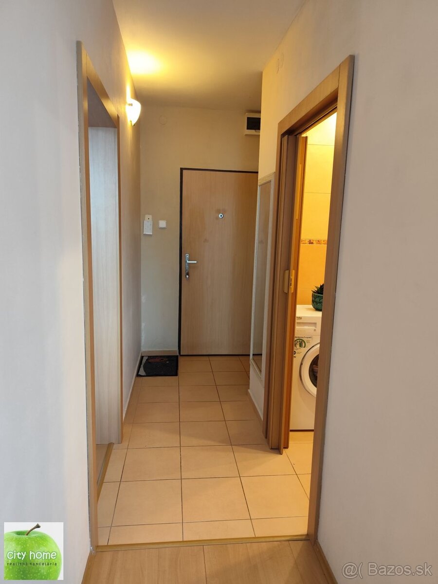 Investičný 1 izbový byt v centre Košíc, Jantárová, - 11